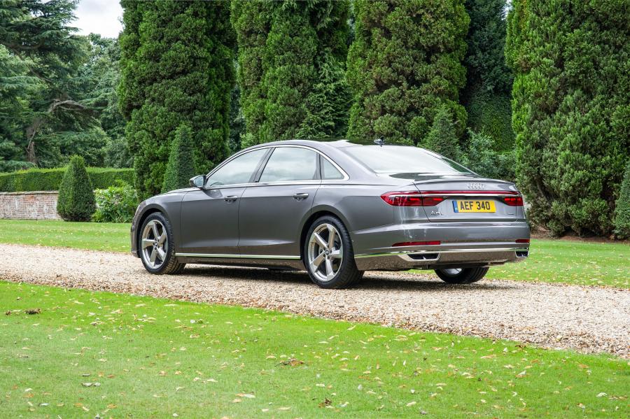  Audi A8 L 55 TFSI Quattro (D5) 2017 года  (WW) (фото 16 из 116)